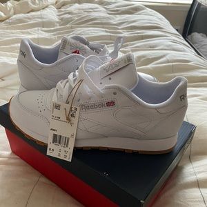 NWT Reebok’s